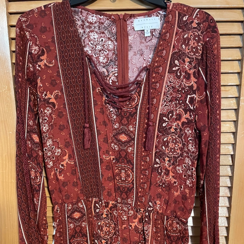 Kendall & Kylie Collection at PacSun V-neck Romper Medium (Cute & Casual)